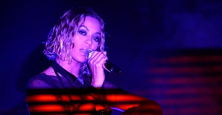 Look curto está de volta! Beyoncé retira o megahair e exibe novo visual