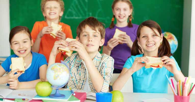 Alimentação na escola: veja como montar a lancheira ideal para as crianças