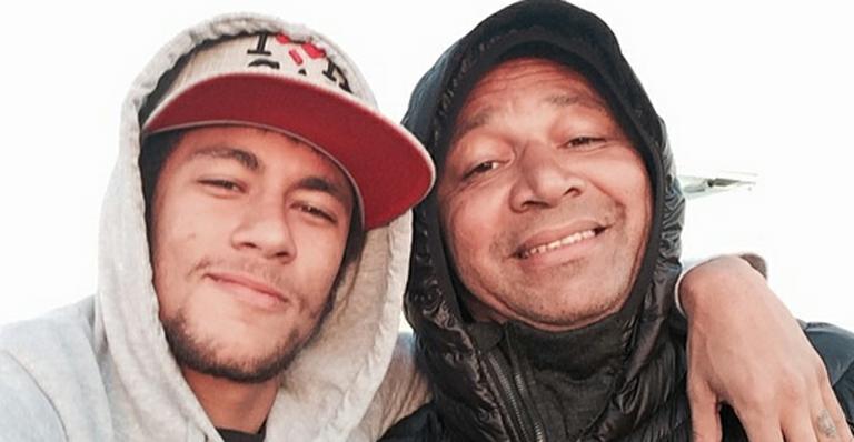 Neymar faz homenagem no aniversário do pai