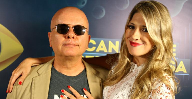 Dani Calabresa é apresentada oficialmente na bancada do CQC: ‘Sempre quis’