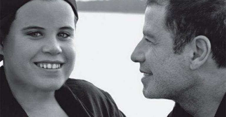 John Travolta relembra apoio da cientologia após a morte do filho