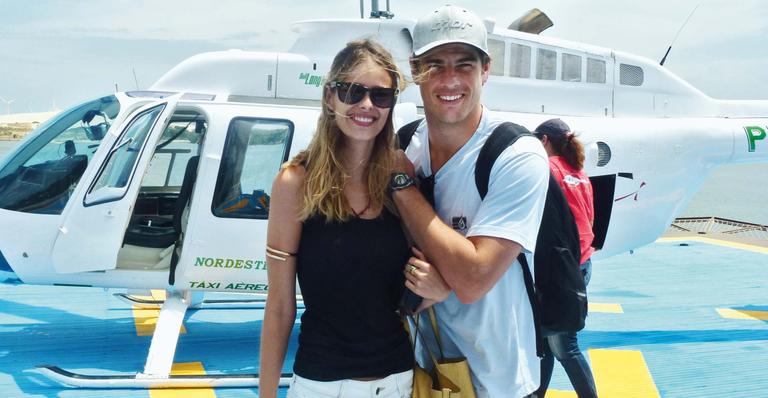 Yasmin Brunet e o marido curtem dias de descanso no Ceará