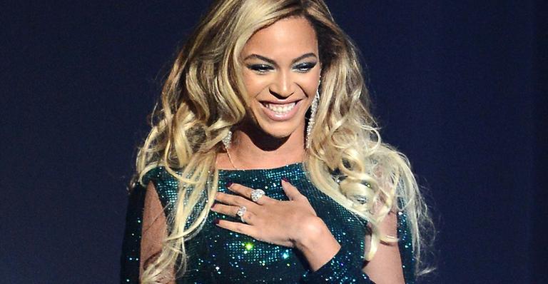 Beyoncé chora em despedida da turnê Mrs. Carter Show