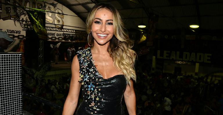Saiba como Sabrina Sato conquistou o corpo sarado para o carnaval