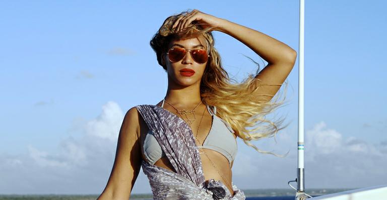 Beyoncé mostra fotos das férias em família