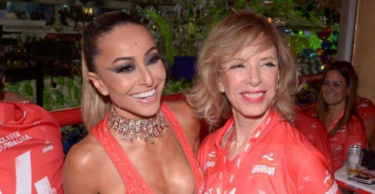 Marília Gabriela elogia Sabrina Sato após desfile da Vila Isabel
