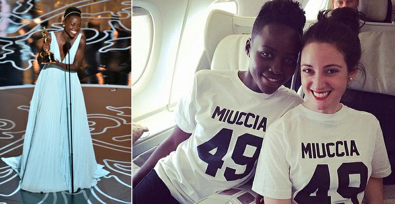 Lupita Nyong’o usa camiseta em homenagem à Miuccia Prada, que fez seu vestido do Oscar