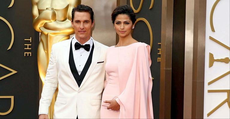 Matthew Mcconaughey conquista Oscar ao lado de sua mulher, Camila Alves