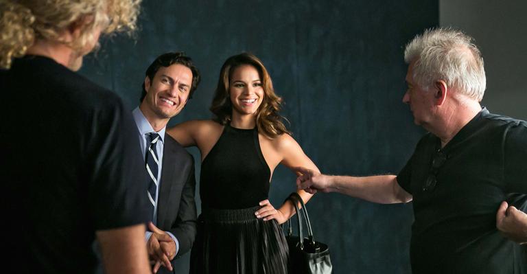 Bruna Marquezine fotografa para campanha de marcas de sapato em São Paulo