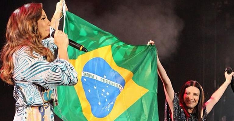 Ivete Sangalo canta ao lado de Laura Pausini em Nova York