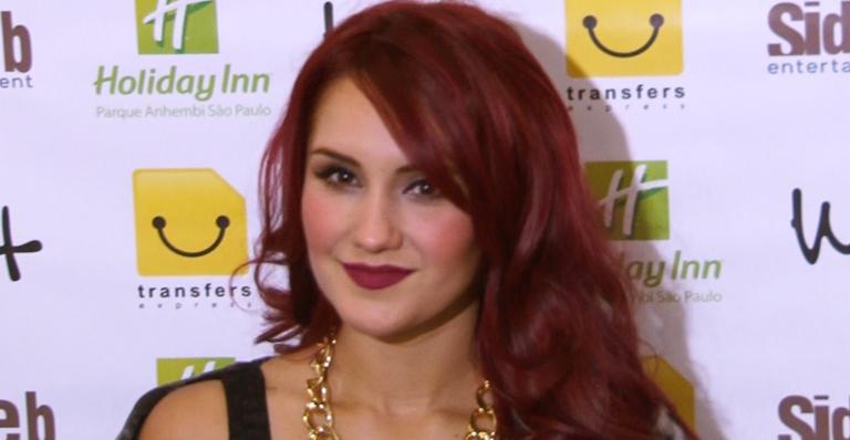 Dulce Maria revela como é na intimidade