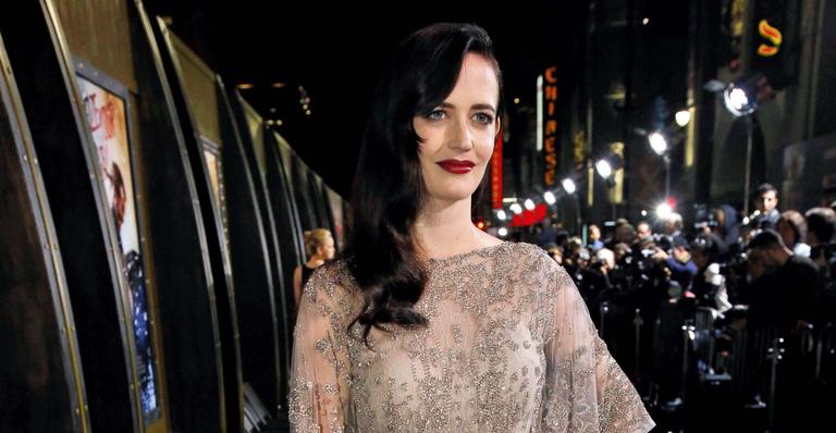 Eva Green usa longo Elie Saab durante première de ‘300: A Ascensão do Império’