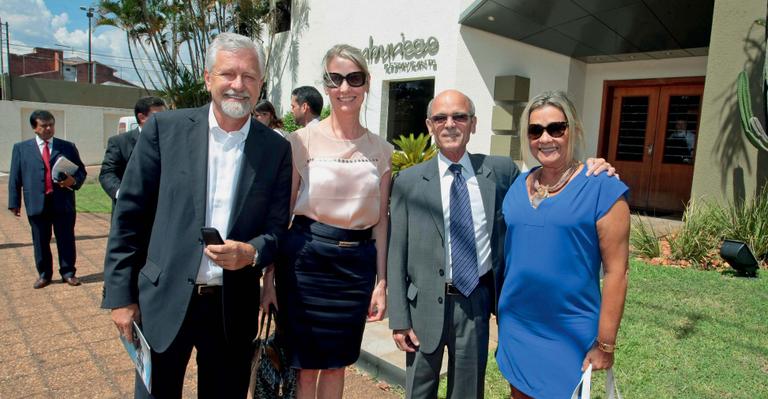 Mirian Gonçalves é recebida pelo embaixador do Brasil no Paraguai