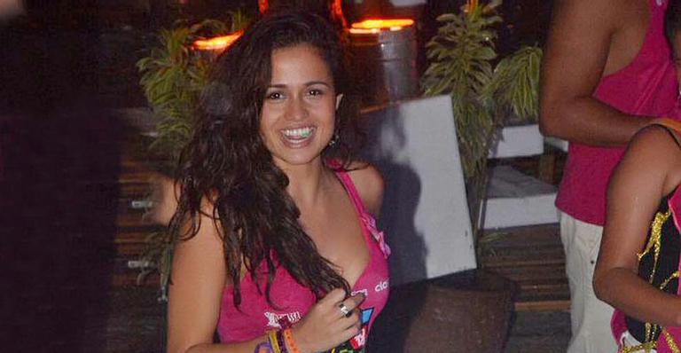 Nanda Costa visita os pontos turísticos de Salvador