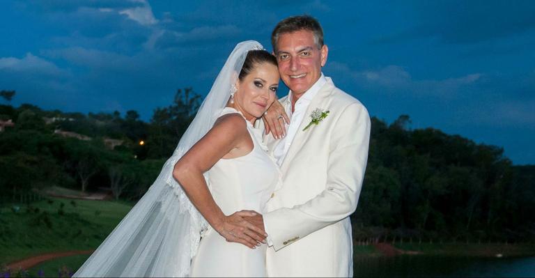 Gigi Monteiro e Carlos Lima Jr. oficializam união após nove anos juntos
