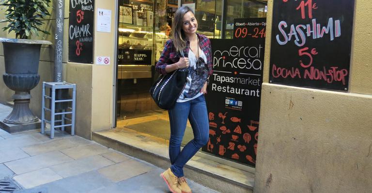 Buscando inspiração, Thaíssa Carvalho foge dos roteiros tradicionais em Barcelona