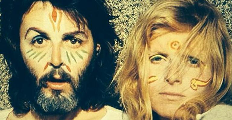 Stella McCartney mostra foto de Paul e Linda McCartney em 1971