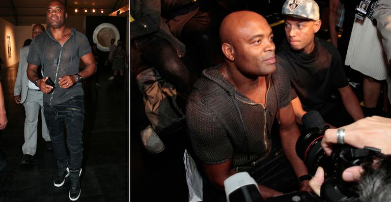 Anderson Silva usa look moderno no SPFW
