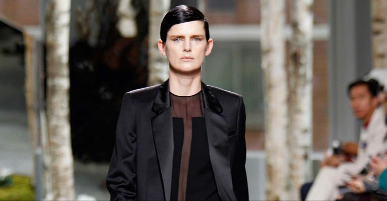 Jason Wu mostra sua primeira coleção para a Hugo Boss na Semana de Moda de NY