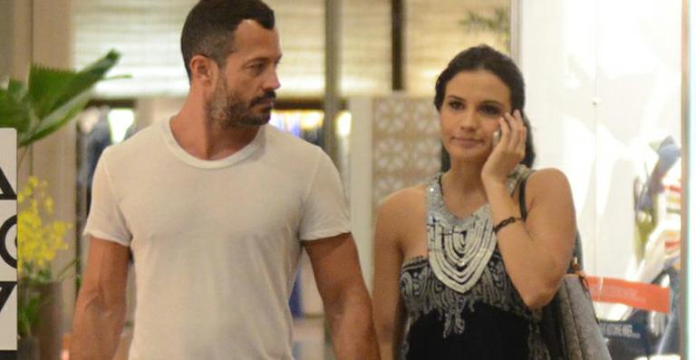 Malvino Salvador revela o sexo do filho com Kyra Gracie