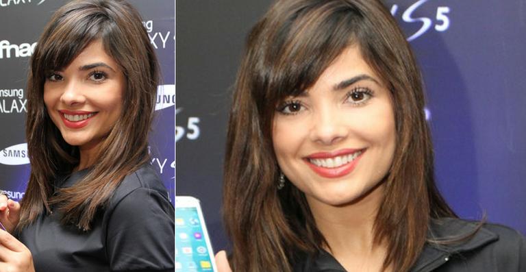 De férias da TV, Vanessa Giácomo exibe seu novo visual