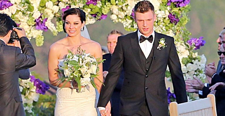 Nick Carter se casa com Lauren Kitt em Santa Barbara