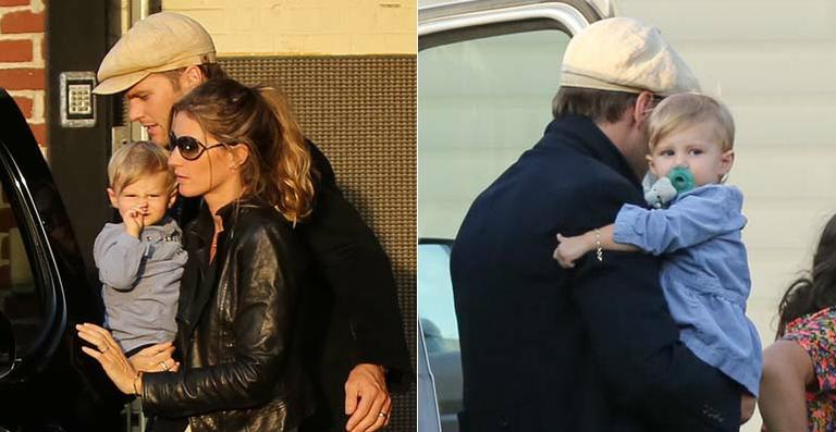 Filha de Gisele Bündchen, Vivian Lake encara os paparazzi em passeio