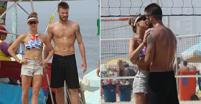 Rodrigo Hilbert e Fernanda Lima disputam partida de vôlei de praia
