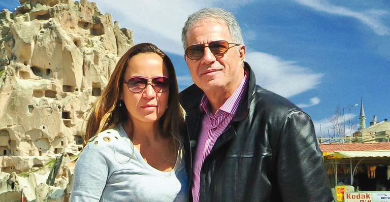 Octavio Neto faz viagem para a Turquia ao lado da esposa Roberta Yoshida