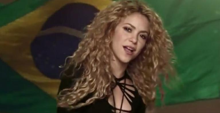 Com Neymar e Carlinhos Brown, Shakira lança clipe para Copa do Mundo