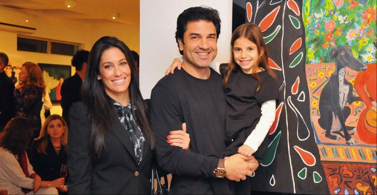 Edu Guedes prestigiou a exposição da talentosa artista Camile Sproesser em SP