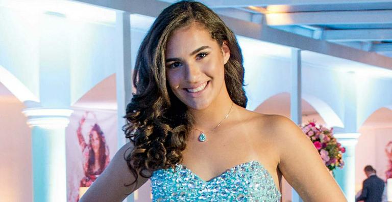Lívian Aragão mostra momentos de suas férias em vídeo