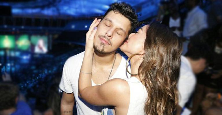 Dia dos Namorados: Sabrina Sato faz declaração a João Vicente