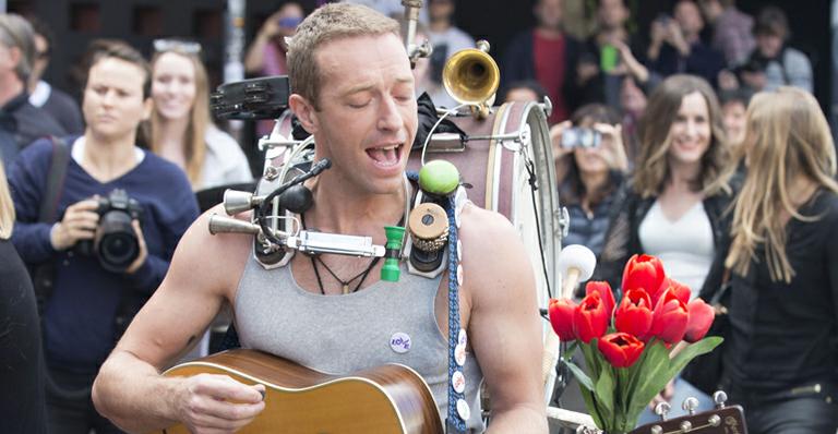 Com Chris Martin, Coldplay grava novo clipe na Austrália
