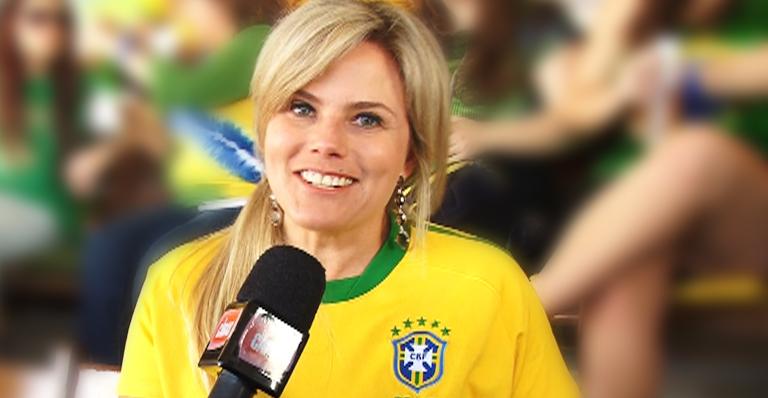 Maria Cândida na torcida de CARAS