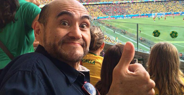 Sr. Barriga vibra em Fortaleza durante o jogo da Copa