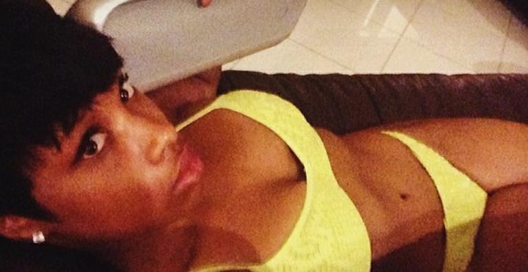 Jennifer Hudson mostra a boa forma em foto de biquíni: ‘Eu tenho esse direito’