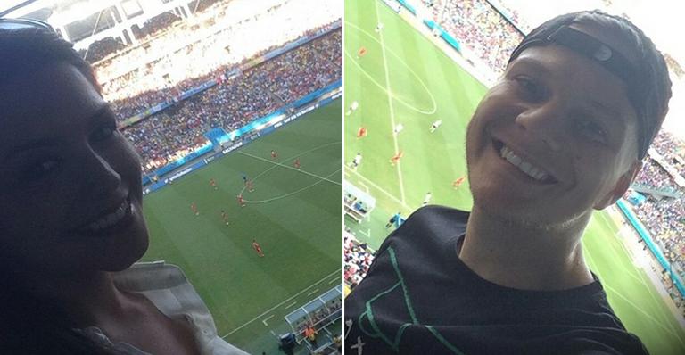 Michel Teló e Thaís Fersoza assistem ao jogo de França e Suíça em Salvador