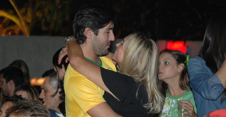 Susana Vieira e Sandro Pedroso reatam o namoro
