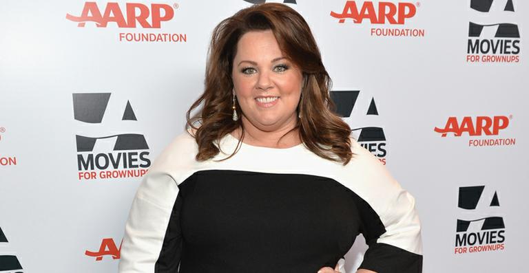 Atriz Melissa McCarthy desabafa: ‘Chorava por não ser mais magra’