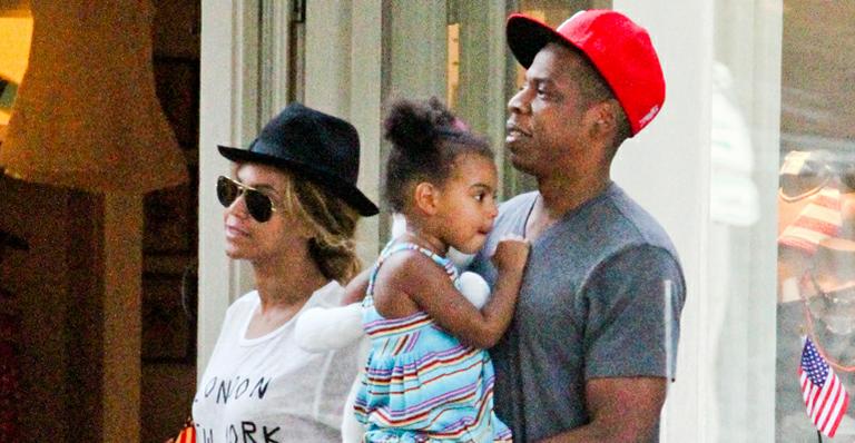 Beyoncé e Jay Z levam a filha, Blue Ivy, para fazer compras em Nova York