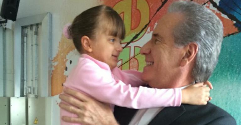 Roberto Justus faz visita surpresa para Rafaella Justus no balé