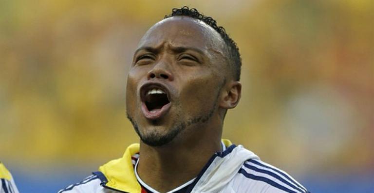 Camilo Zuñiga diz lamentar lesão e manda recado para torcida