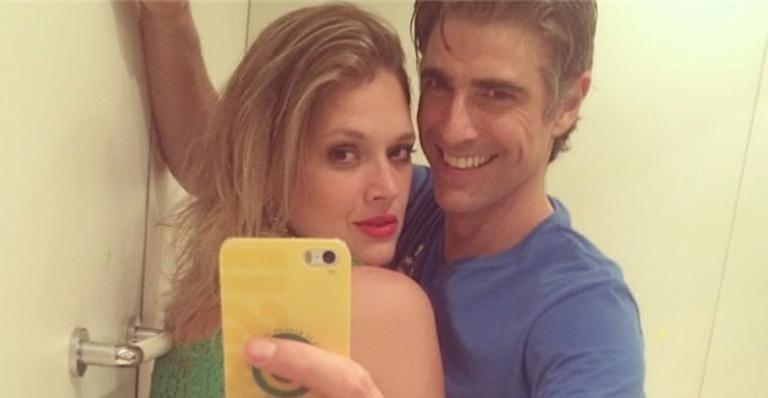 Reynaldo Gianecchini publica foto em clima de intimidade com ex-affaire