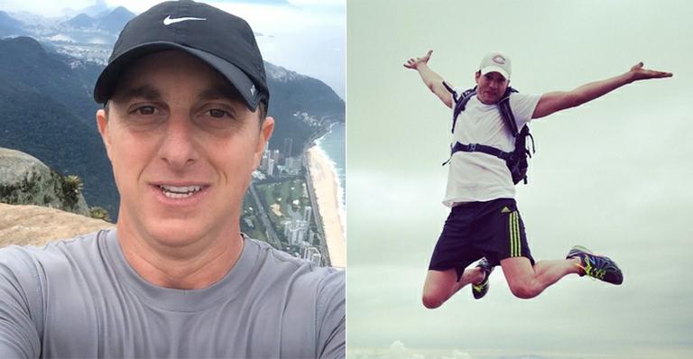 Ashton Kutcher faz trilha ao lado de Luciano Huck no Rio de Janeiro