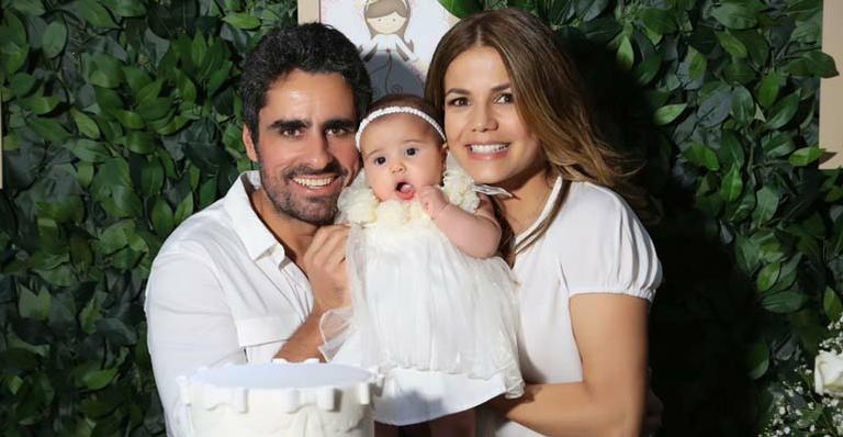 Batizado de filha de Nivea Stelmann conta com famosos como Samara Felippo