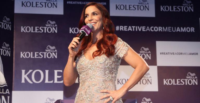 Ivete Sangalo está ruiva e recebe elogio de Sabrina Sato: “Você está irradiando beleza”