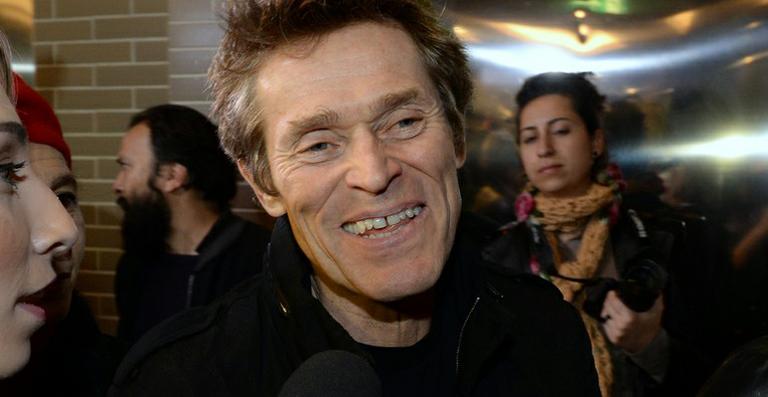 Willem Dafoe confessa: “Uma das minhas ambições é me tornar menos medroso”
