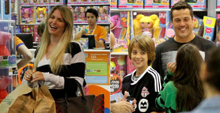 Susana Werner e Julio César fazem compras com o filho, Cauet