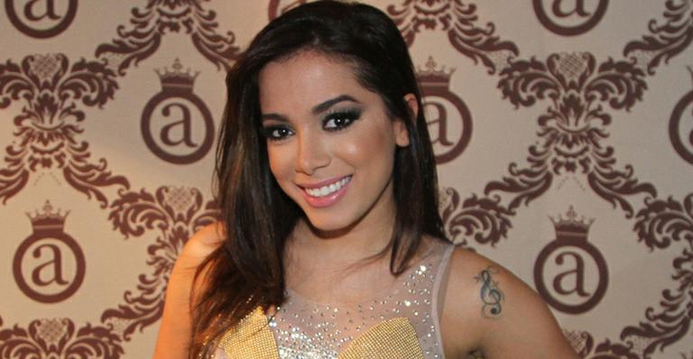 Anitta revela a vontade de atuar em novelas
